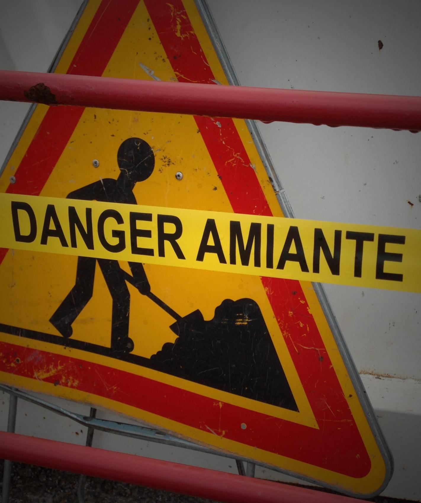 Diagnostic Amiante avant Travaux / Demolition à Bazauges en Charente Maritime